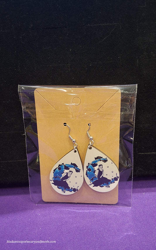 Crescent moon dangle earrings - mystical jewelry