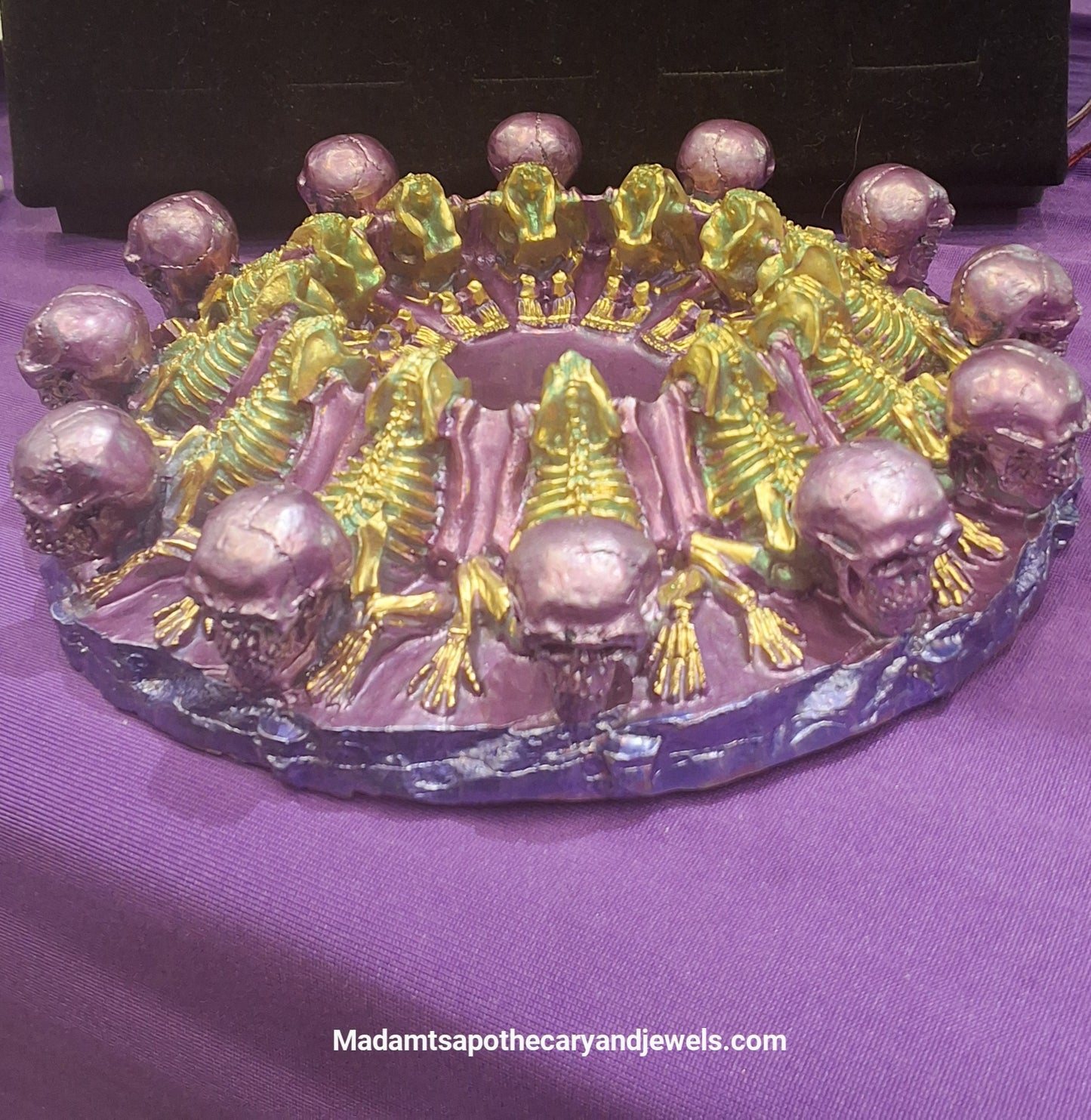 Skeleton ash tray - handcrafted resin art gothic decor