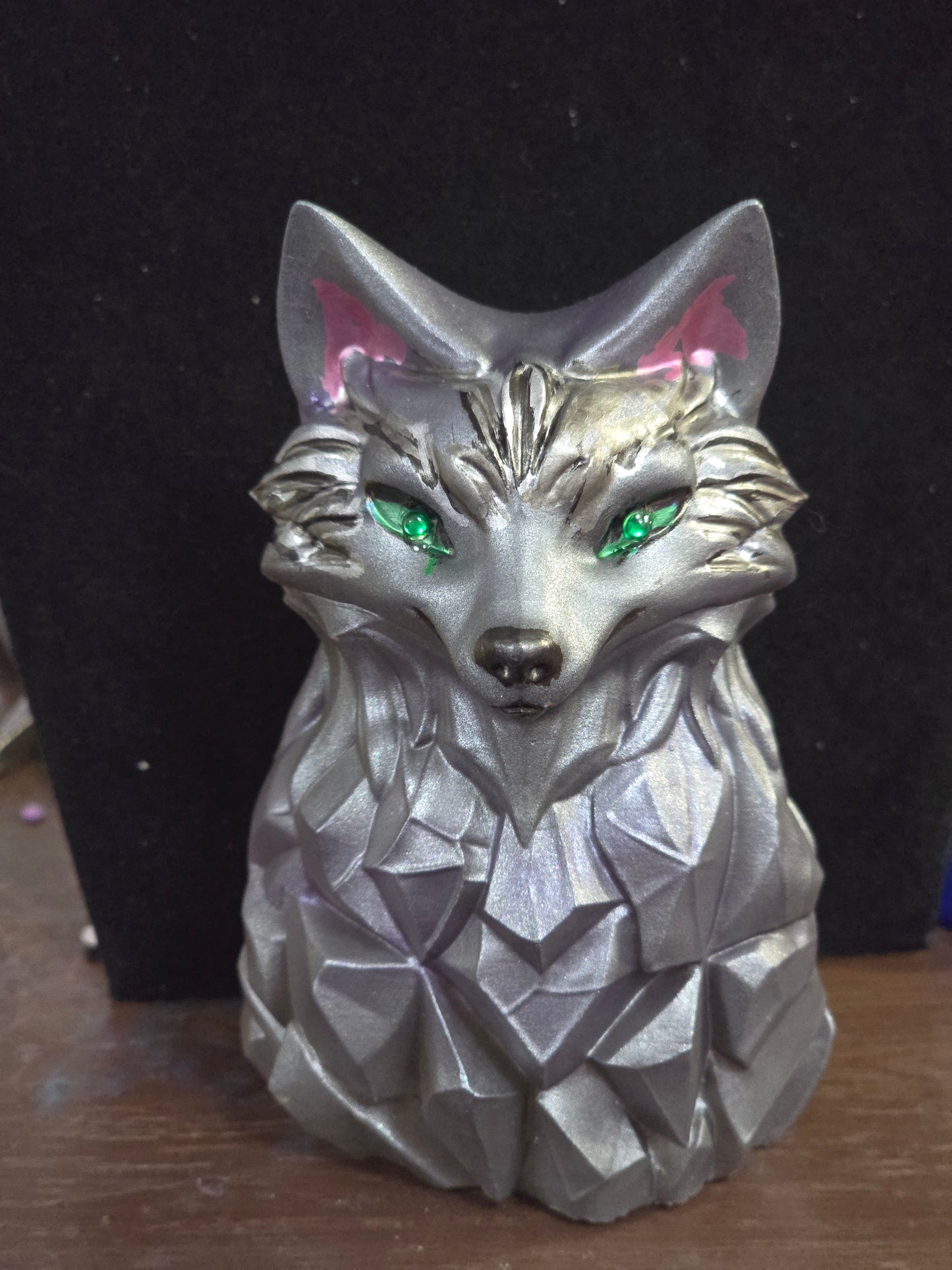 Wolves Resin Art - nature wolf sculpture